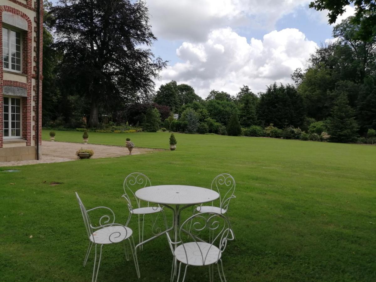 Chambre E Andre Le Domaine Des Jardins De Bracquetuit Kültér fotó